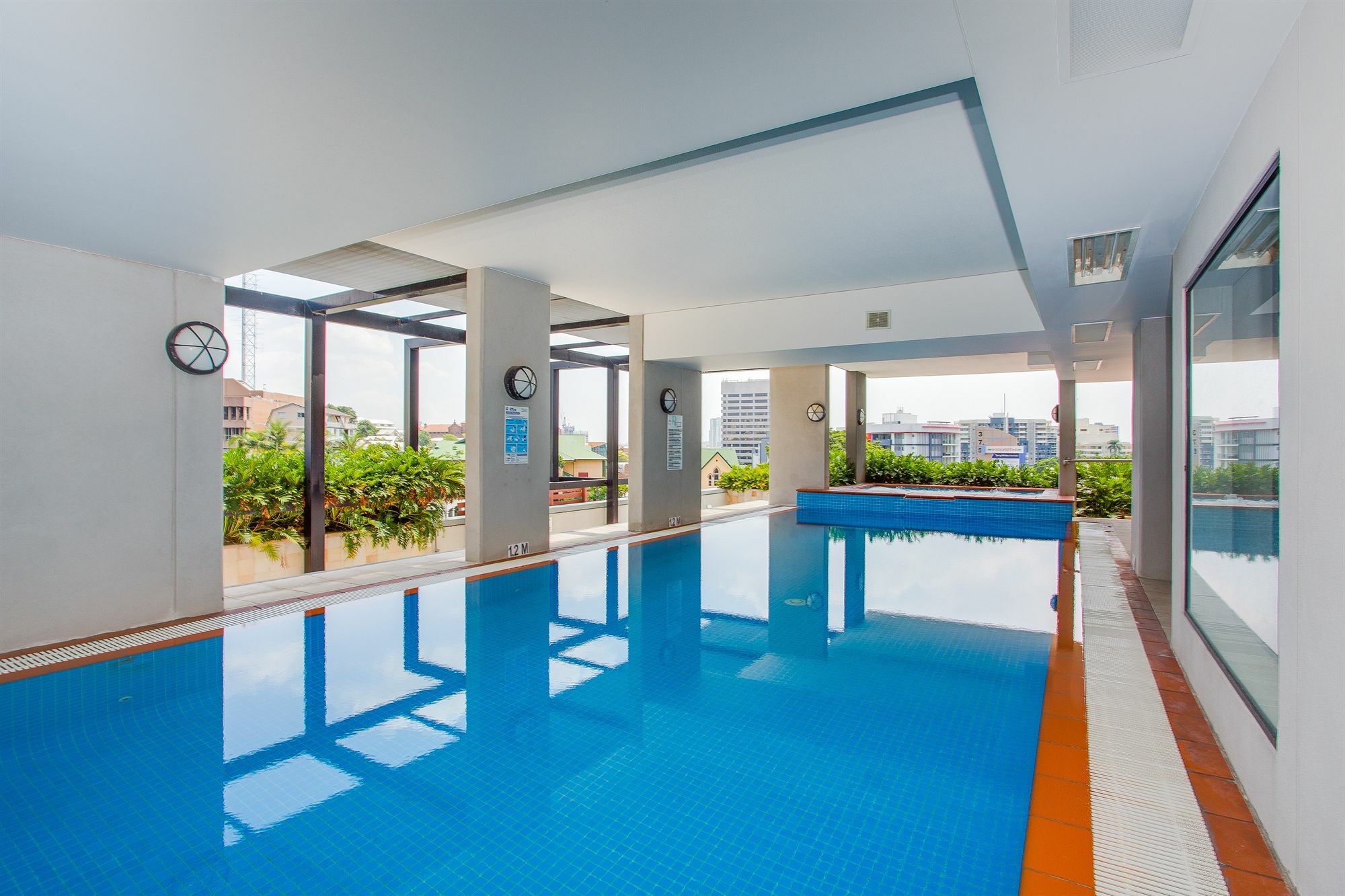 Republic Apartments Brisbane City Exterior photo